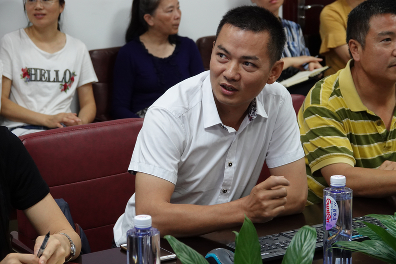 1560993641650001390.jpg 课程思政研讨会6.jpg