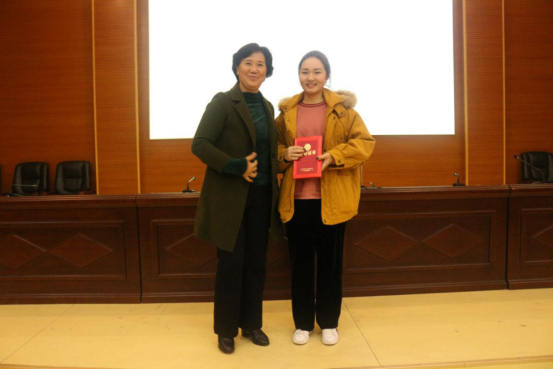 1575507608747094729.png blob.png