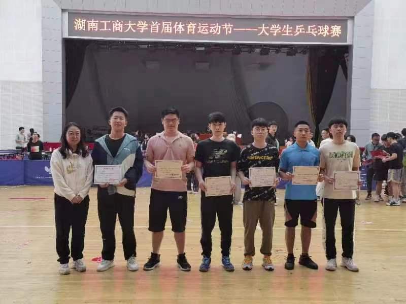 1652776271809071679.jpg 4.jpg