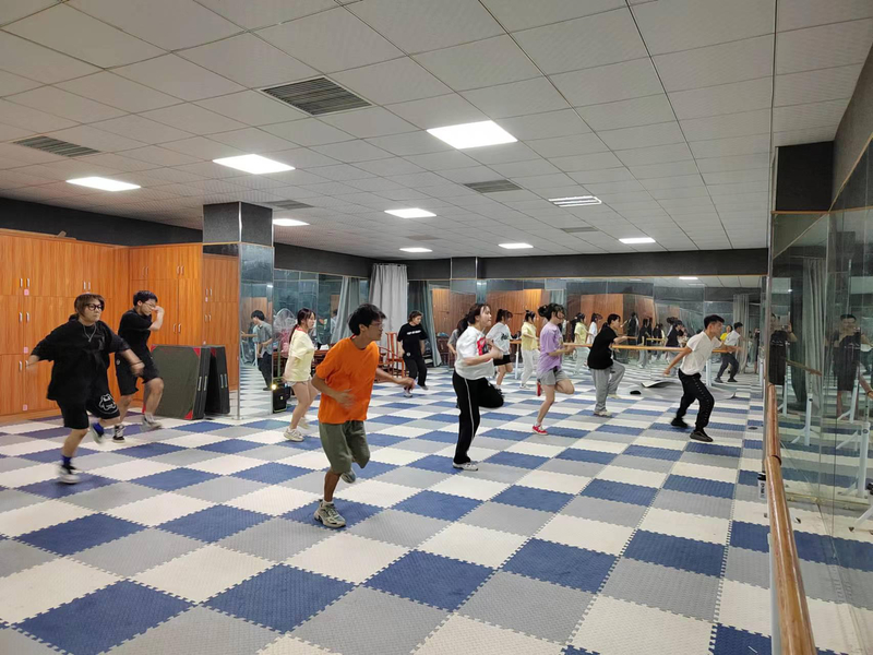 1661693026985021665.jpg 6.jpg